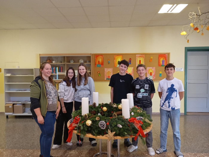 Adventkranzbinden_(3).jpg